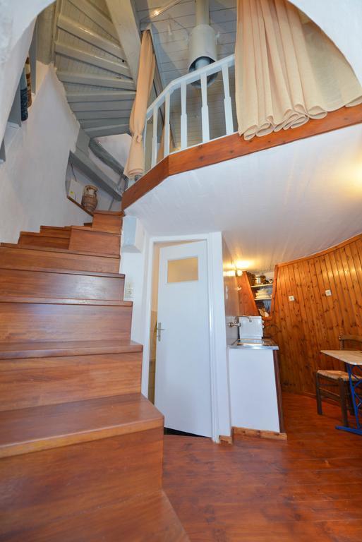 Windmill Villas Artemonas Екстер'єр фото